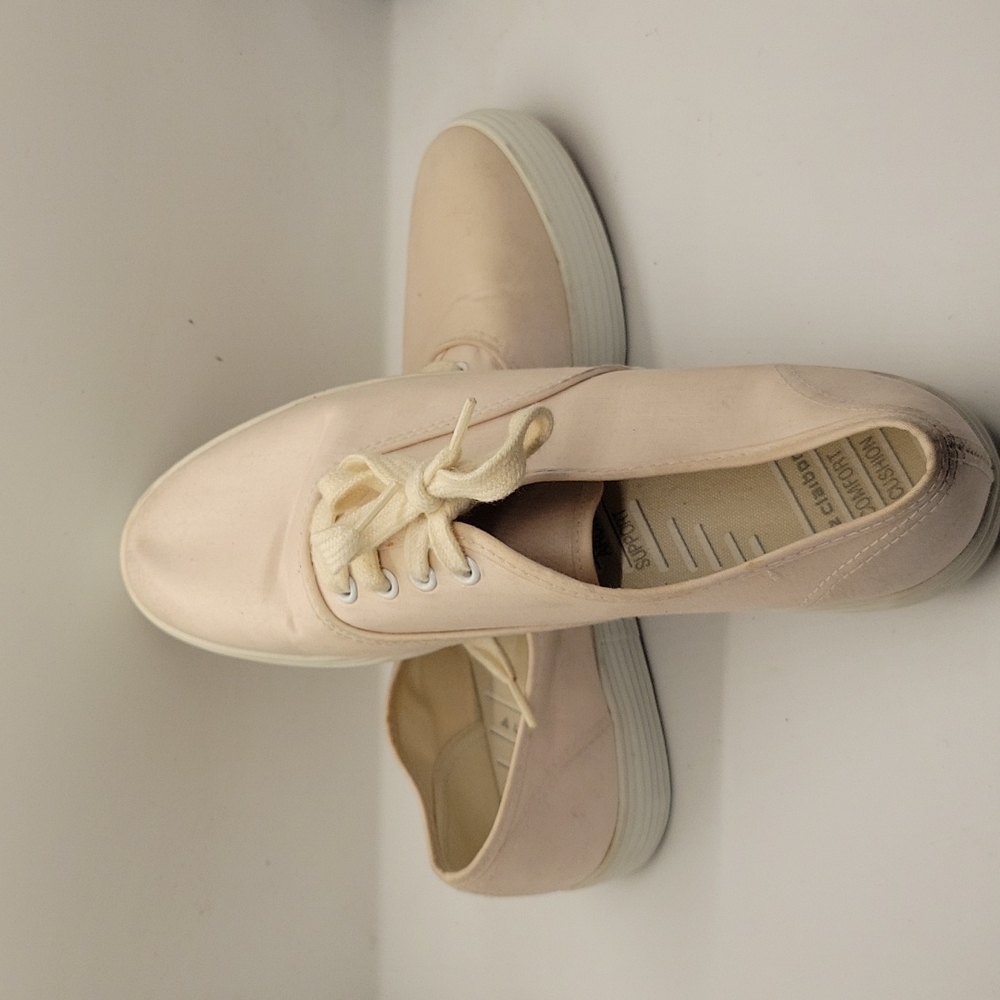 Liz Claiborne Pink Hi Wall Oxford Sneaker Sz 8